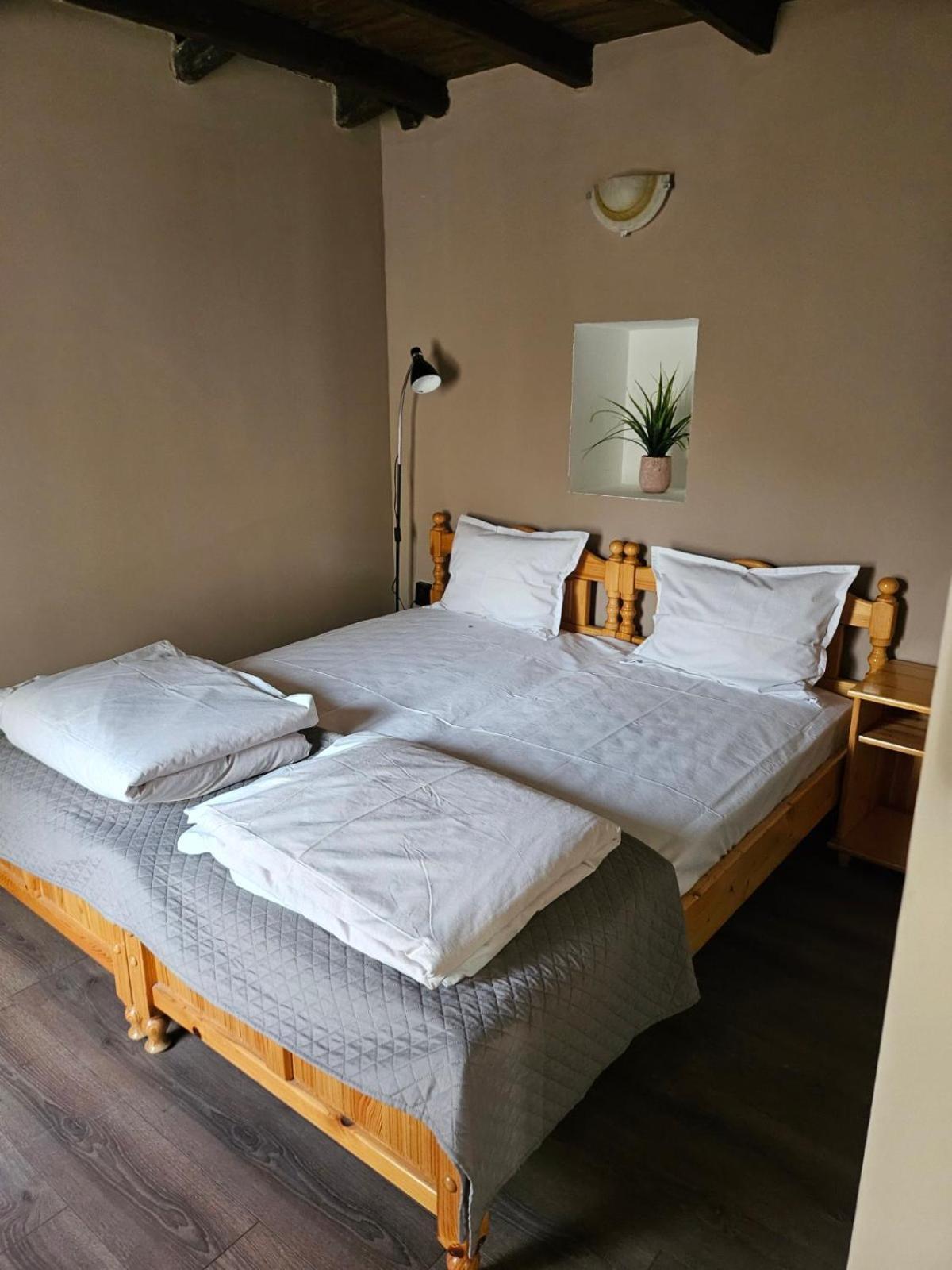 Orehite-Family Hotel ,Food & Pool Bozhichen Экстерьер фото